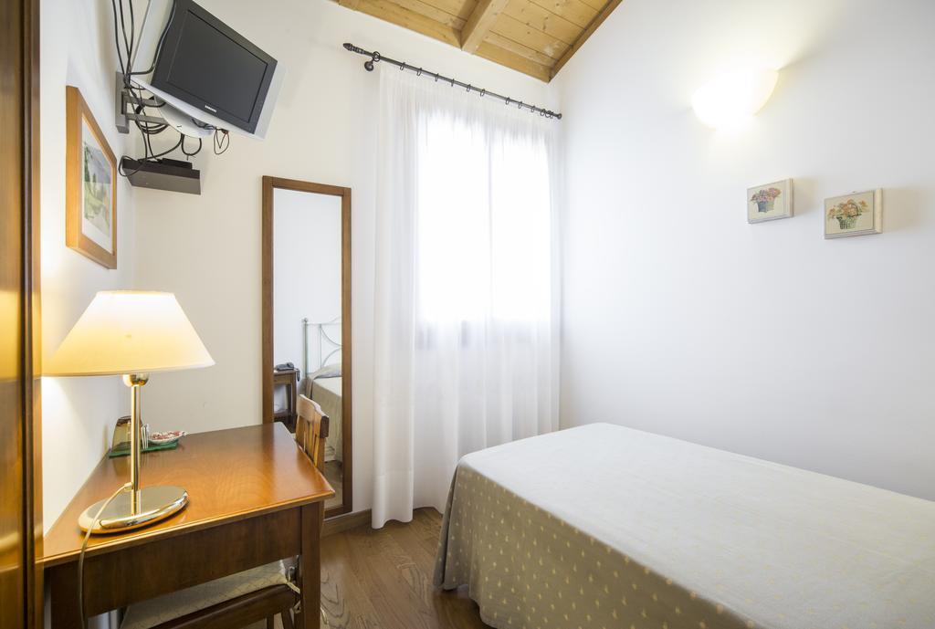 Agriturismo Gaggioli Borgo Delle Vigne Цола-Предоза Екстер'єр фото