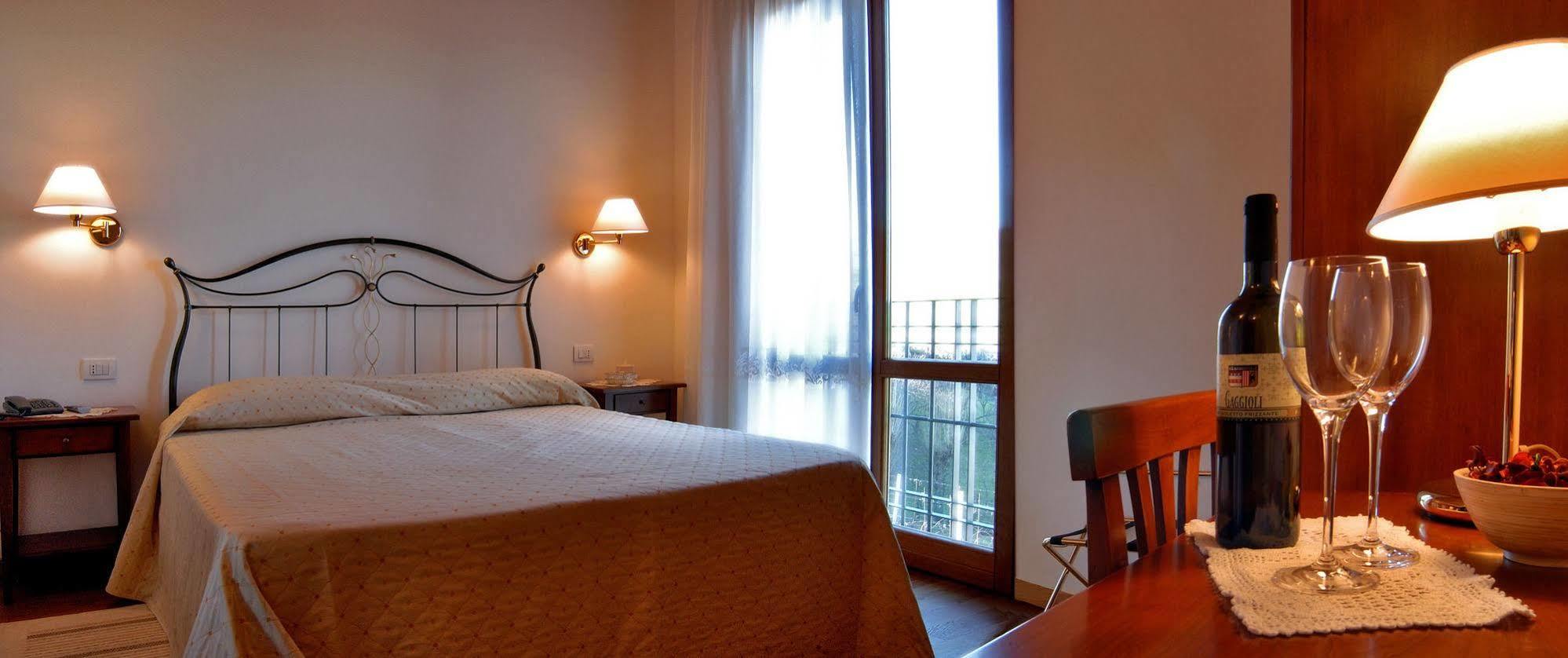 Agriturismo Gaggioli Borgo Delle Vigne Цола-Предоза Екстер'єр фото